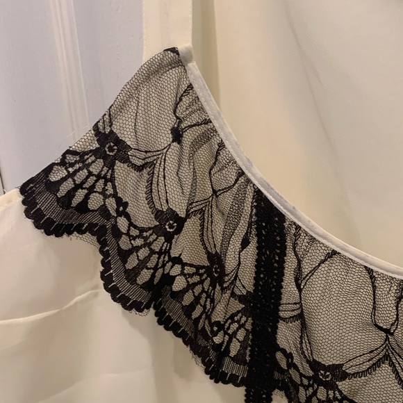 Off white shear tank top size 22/24 from Avenue - Picture 3 of 4